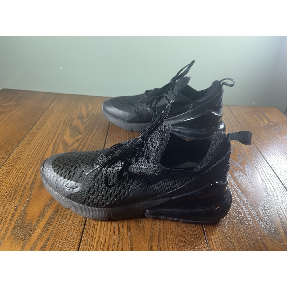 Nike Air Max 270 Triple Black BQ5776-001 Youth Size 7Y Women's 8.5
